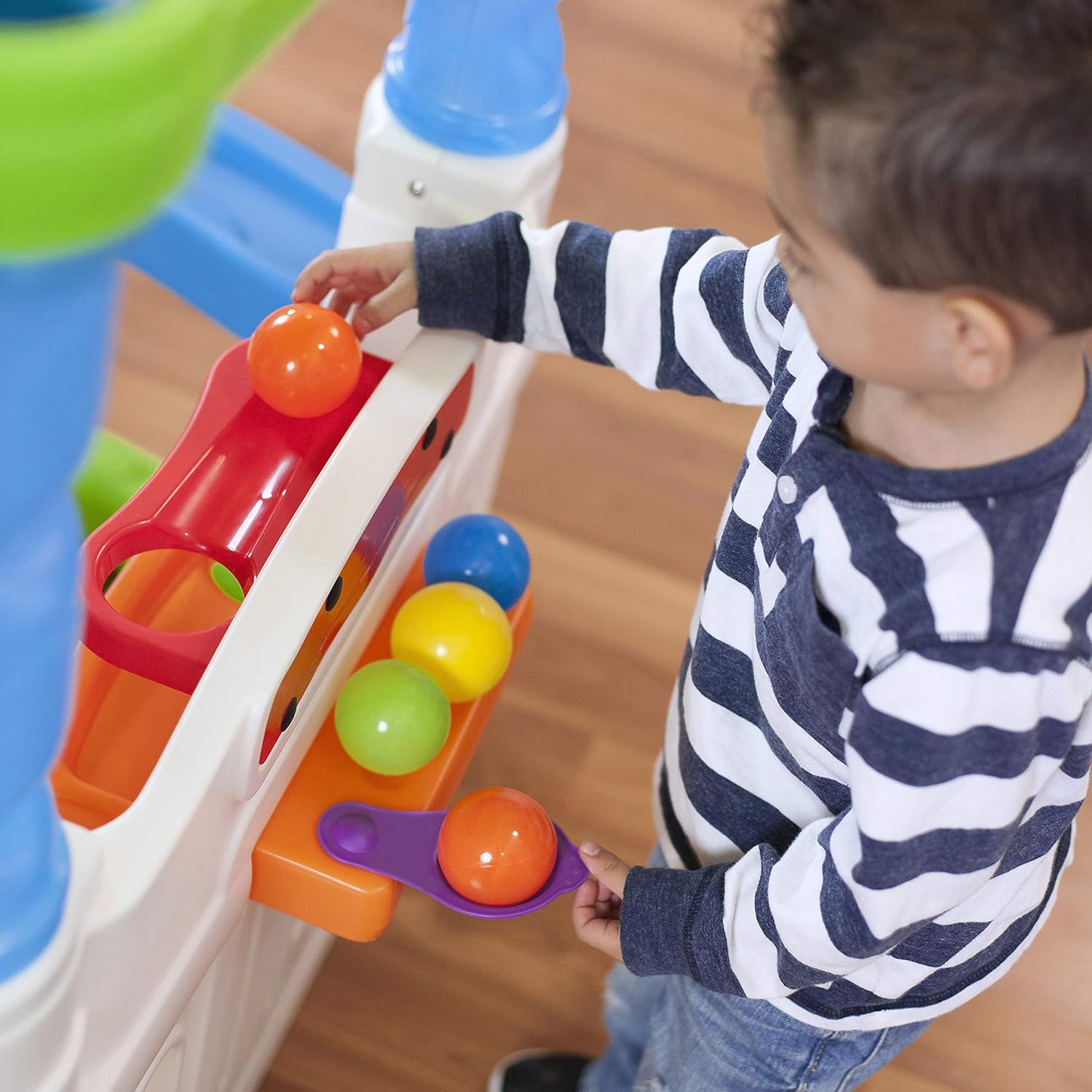 Step2 Crazy Maze Toddler Ball Pit, Kids Playhouse, Indoor/Outdoor Playset, Interactive Play with Sounds, Includes 20 Colorful Balls, Made of Durable Plastic, For Toddlers 1.5+ Years Old
