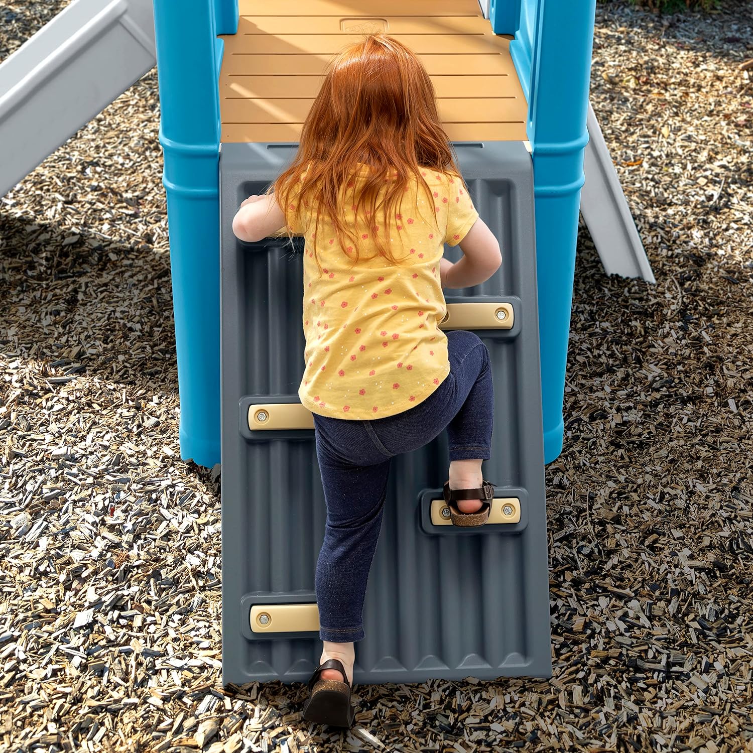 Step2 Scout & Slide Climber, Kids Outdoor Playset, Backyard Playground Set, Slide, Climbing Wall, Tunnel, Outside Vintage Style Jungle Gym, for Toddlers 2-6 Years Old