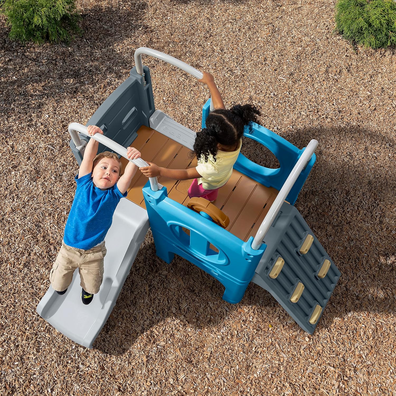 Step2 Scout & Slide Climber, Kids Outdoor Playset, Backyard Playground Set, Slide, Climbing Wall, Tunnel, Outside Vintage Style Jungle Gym, for Toddlers 2-6 Years Old